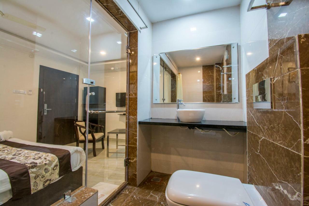 New Hotel Executive Inn Віджаявада Екстер'єр фото
